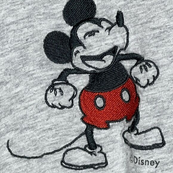 American Eagle‎ Disney Mickey Mouse T-Shirt Embroidered Unisex Size Medium - Picture 3 of 10